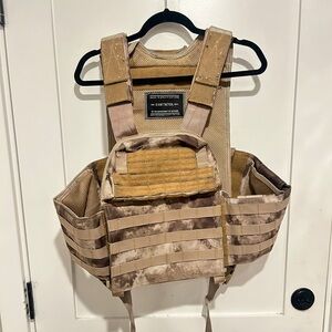 Giant Tactical Intl Desert Camo MOLLE Plate Carrier Vest Adjustable